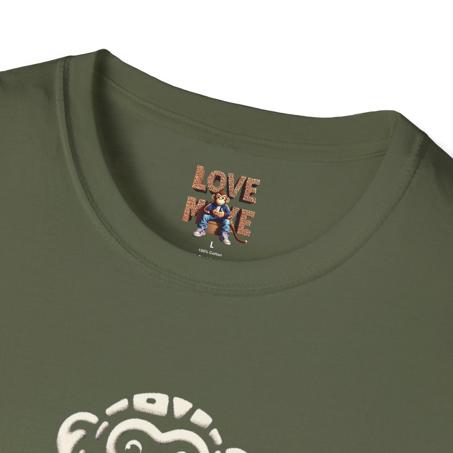 T-shirt - Funky & Stylish Love Monkey Design, Casual Wear for Trendy Fashion Lovers, Perfect Gift for Friends