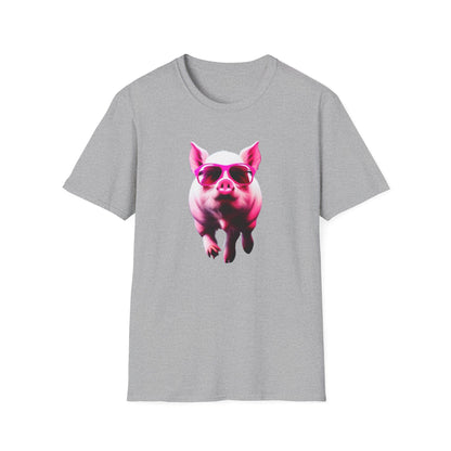 Pig T-Shirt - Cute & Eye-catching Graphic, Perfect for Everyday Wear and Pig Lovers, Awesome Gift Choice