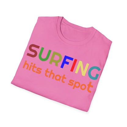 Surfing hits that spot - Softstyle T-Shirt