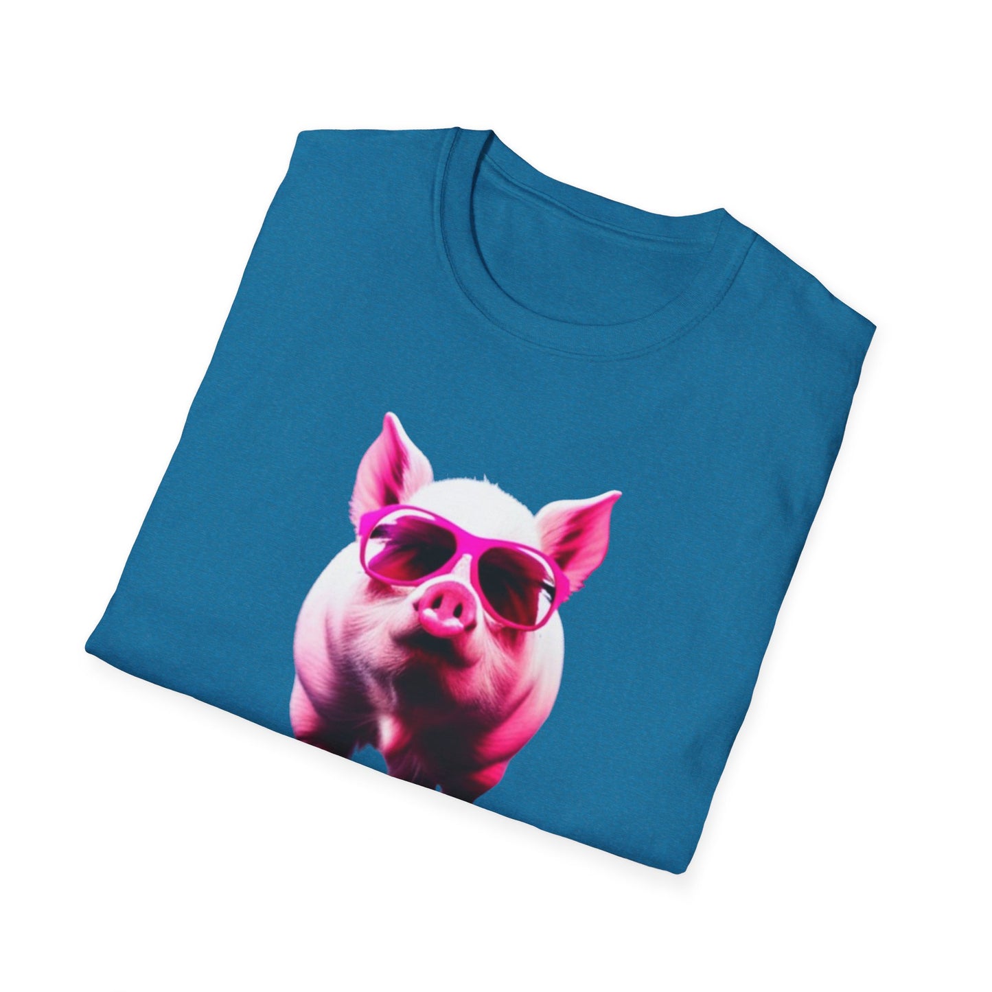 Pig T-Shirt - Cute & Eye-catching Graphic, Perfect for Everyday Wear and Pig Lovers, Awesome Gift Choice