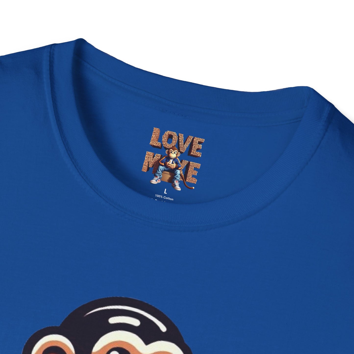 T-shirt - Funky & Stylish Love Monkey Design, Casual Wear for Trendy Fashion Lovers, Perfect Gift for Friends