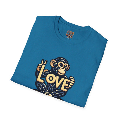 T-shirt - Funky & Stylish Love Monkey Design, Casual Wear for Trendy Fashion Lovers, Perfect Gift for Friends