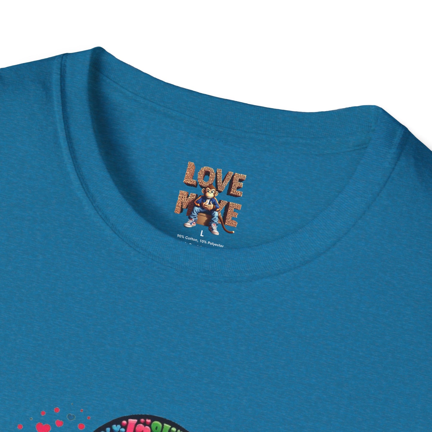 T-Shirt Love Monkey - Cool & Stylish Unisex Softstyle Tee for Casual Wear, Perfect Gift for Friends and Family