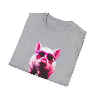 Pig T-Shirt - Cute & Eye-catching Graphic, Perfect for Everyday Wear and Pig Lovers, Awesome Gift Choice