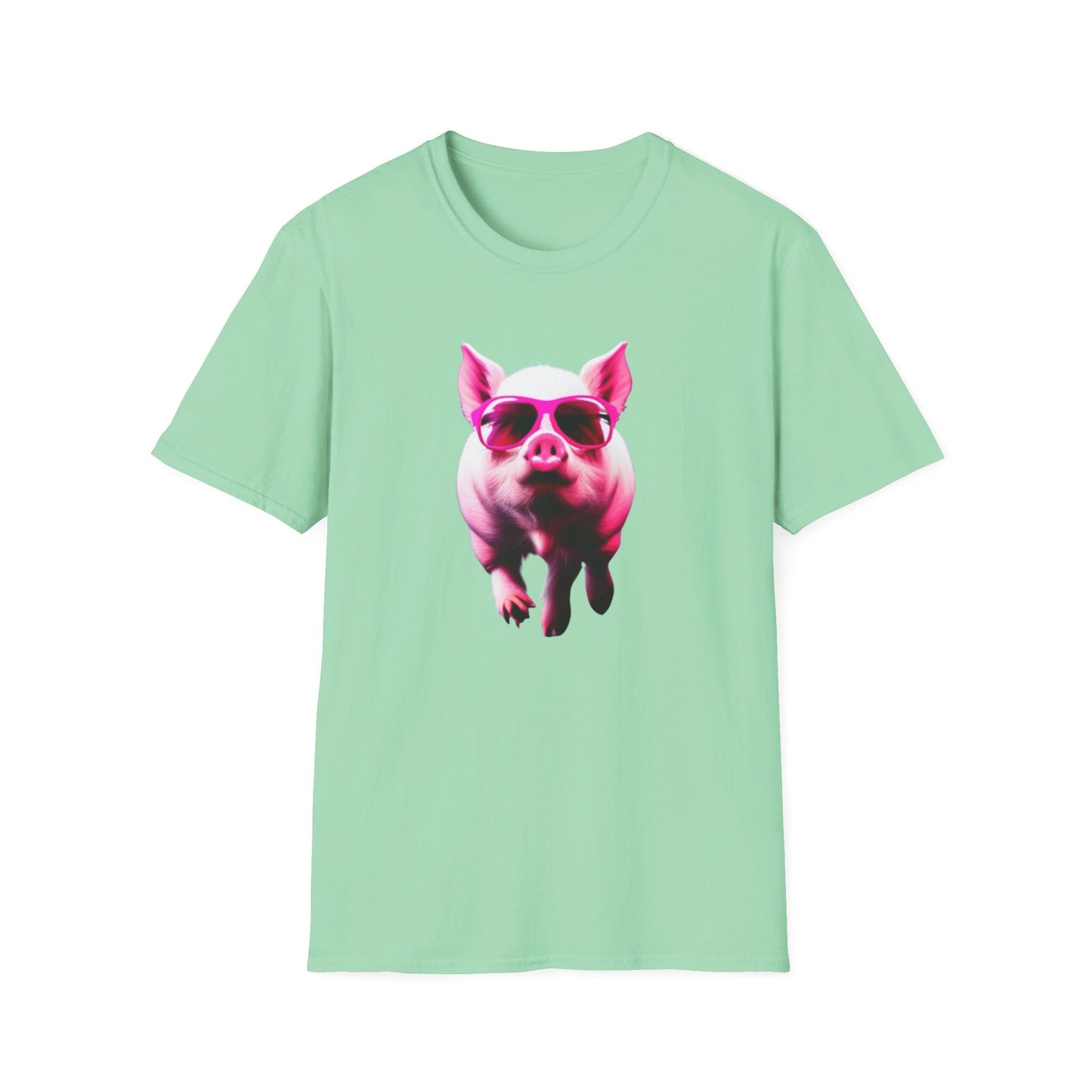 Pig T-Shirt - Cute & Eye-catching Graphic, Perfect for Everyday Wear and Pig Lovers, Awesome Gift Choice