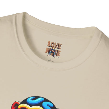 T-Shirt Love Monkey - Cool & Stylish Unisex Softstyle Tee for Casual Wear, Perfect Gift for Friends and Family