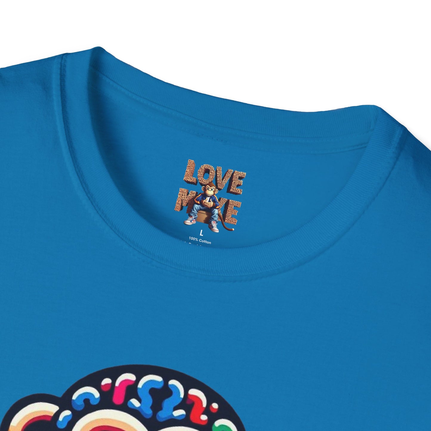 T-Shirt - Love Monkey Design, Trendy Unisex Softstyle Tee, Stylish & Cool Casual Wear, Perfect Gift for Any Occasion